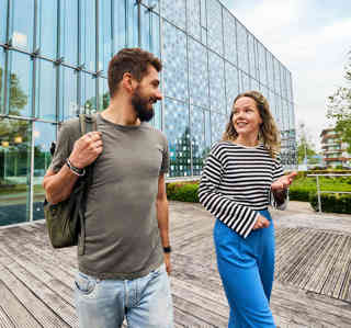 Buiten algemeen man vrouw